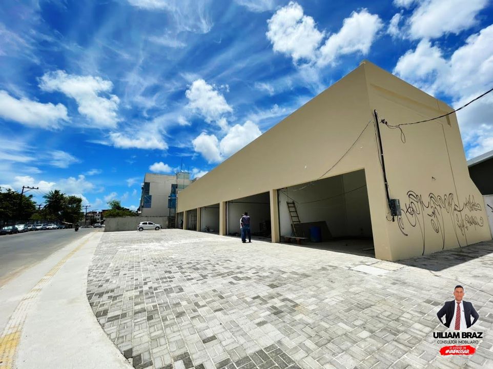 Ponto Comercial na Avenida Cardeal Avelar Brandão Villela, 0, Jardim Santo Inácio em Salvador